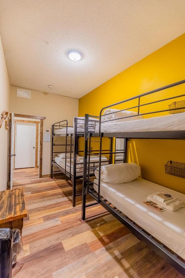 אנקונדה Pintler'S Portal Hostel מראה חיצוני תמונה